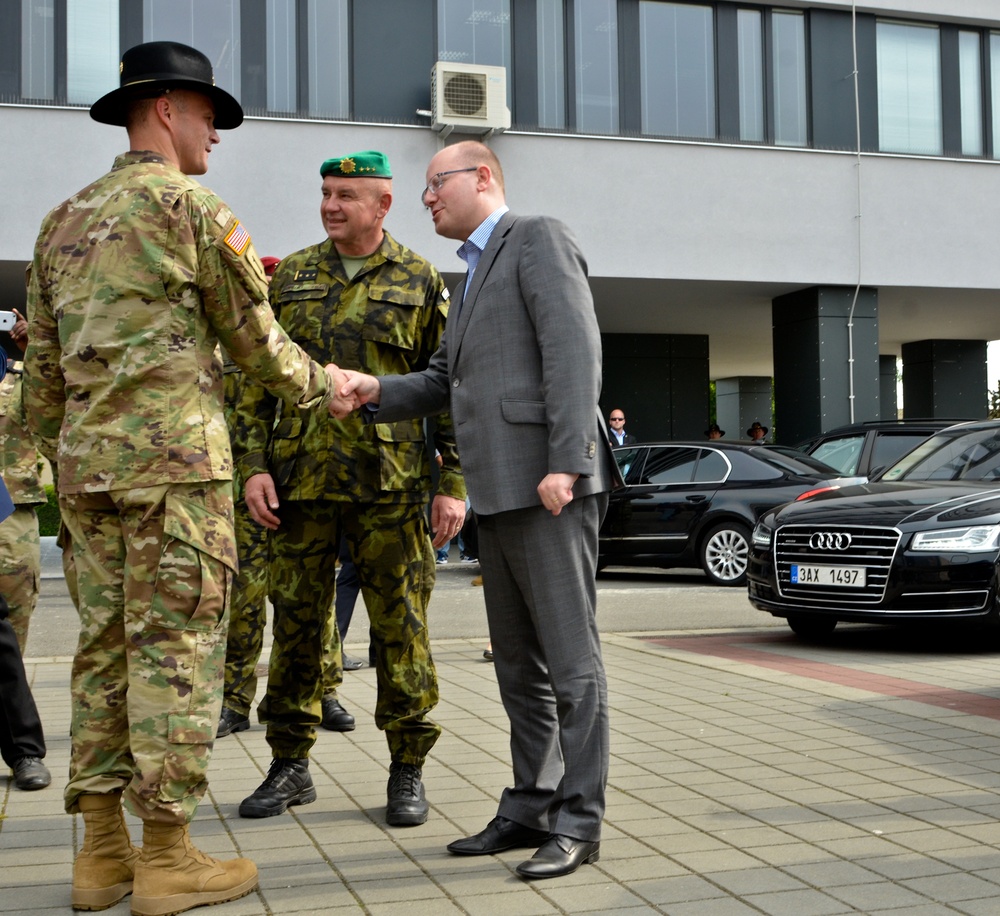 2nd Cavalry Soldiers Stand Tall for Visit from Prime Minister of Czech Republic