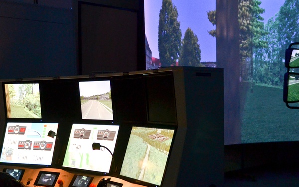Simulators and Success: 2nd Cavalry Regiment Trains on Czech Military Simulators