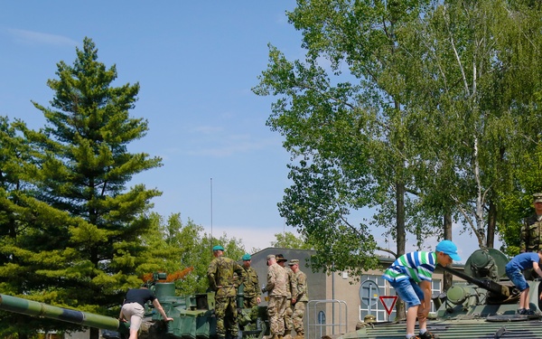 Get There, Do Something, Show the World: 2nd Cavalry Regiment Joint Static Display