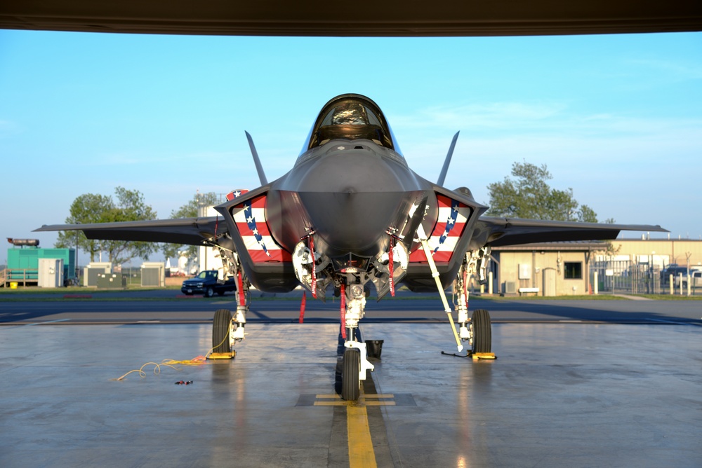 F-35 Lightining II parked at ACY