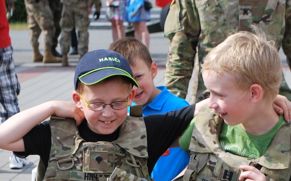 Get There, Do Something, Show the World: 2nd Cavalry Regiment Joint Static Display
