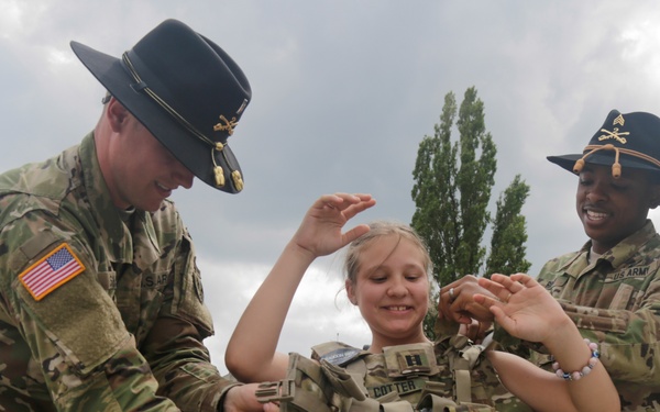 2nd Cavalry Soldiers Train and Stand with Czech Allies
