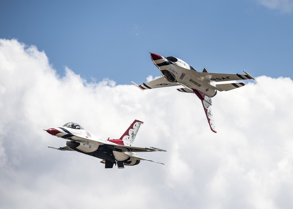Thunderbirds perform at Cannon Air Force Base