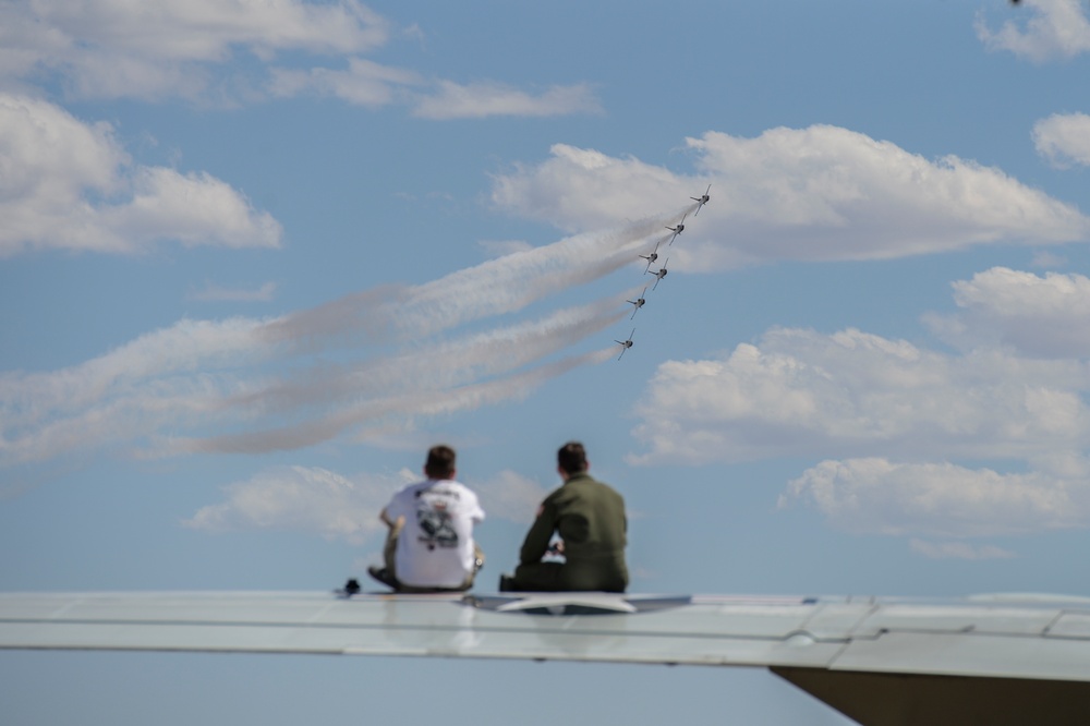 Thunderbirds perform at the Air Commandos on the High Plains