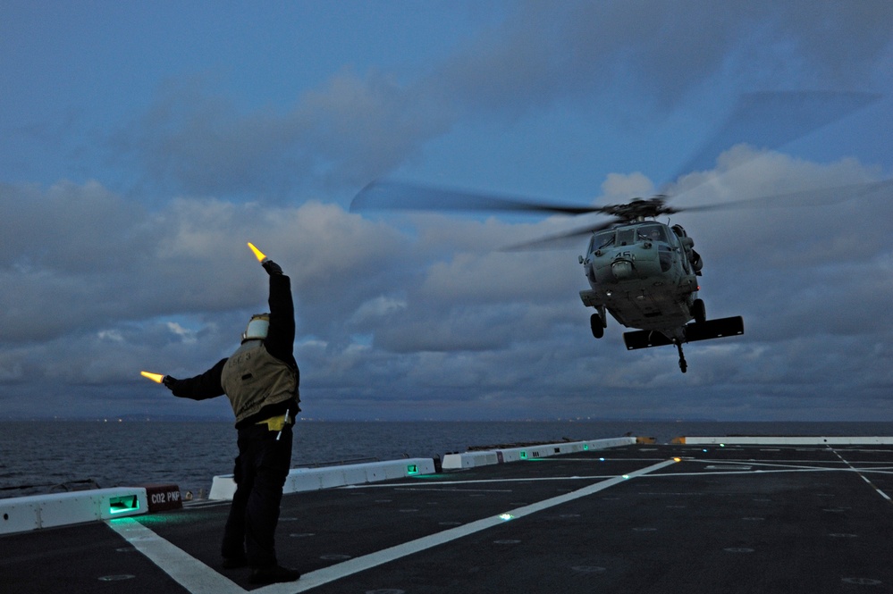 LPD 22 Flight Operatins with HSC-23