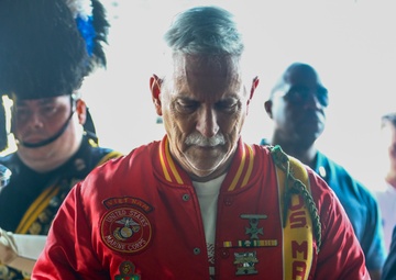 Service members, NYV honors the fallen