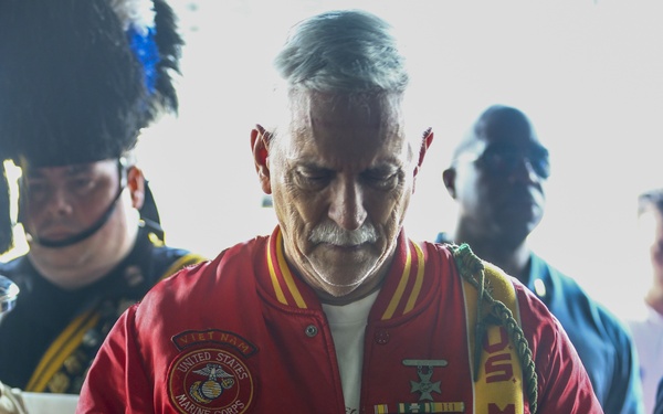 Service members, NYV honors the fallen