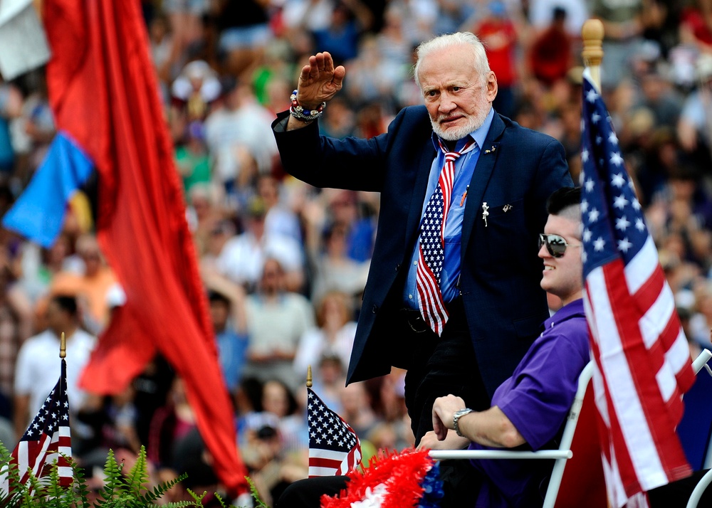 2016 National Memorial Day Parade