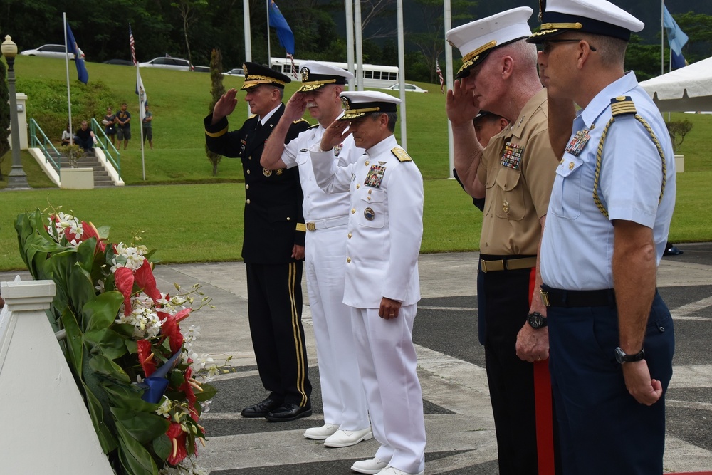 Commanders Gather for Hawaii Memorial Day Ceremony