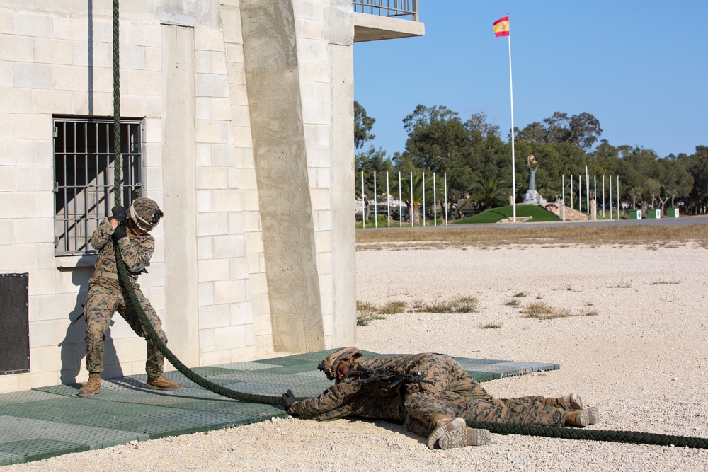 SPMAGTF-CR-AF Marines &amp; Spanish SOF Fast Rope