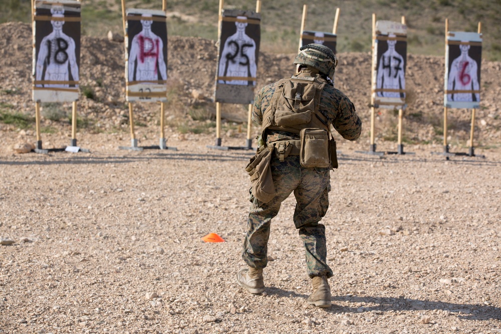 U.S. Marines &amp; Spanish SOF hone shooting skills