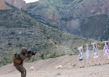 U.S. Marines &amp; Spanish SOF hone shooting skills