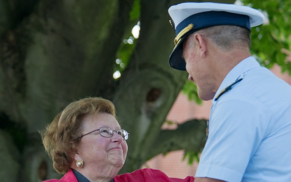 Sen. Barbara Mikulski receives a Coast Guard Distinguished Public Service Award