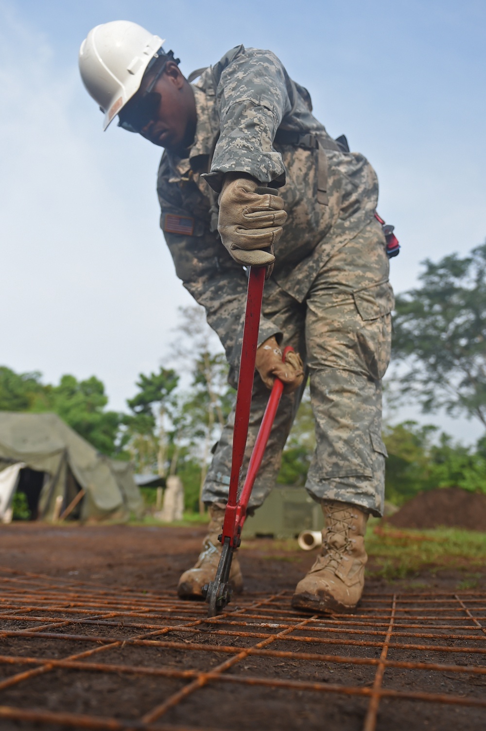 Soldiers pave the way to finishing construction of new school building