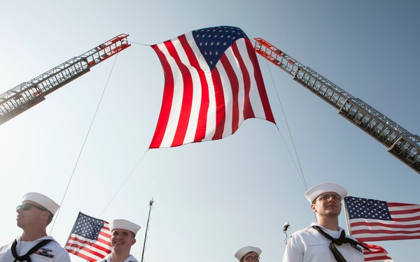 24th MEU Marines arrive for Fleet Week New York 2016