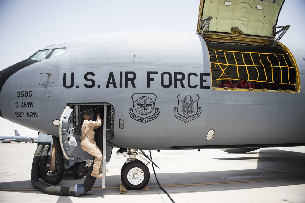 340th Expeditionary Air Refueling Squadron