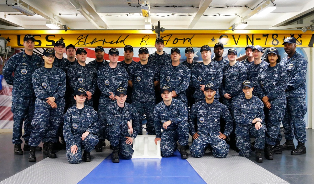 Combat Systems Ninth Division group photo