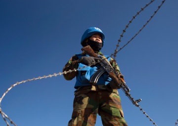 Royal Cambodian Armed Forces participate in mobile checkpoint training during Khaan Quest 2016