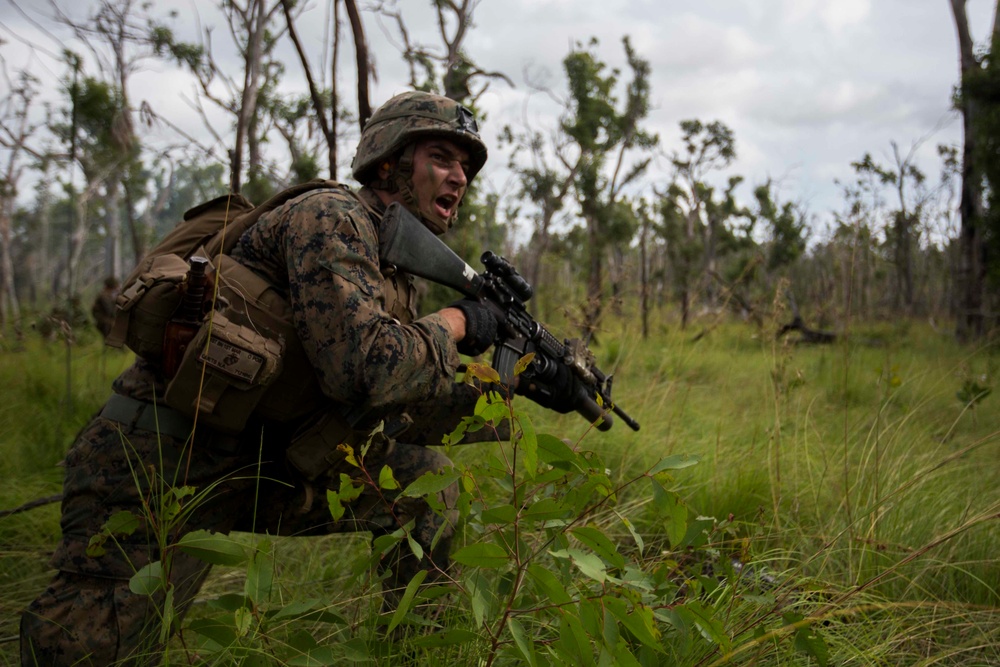 DVIDS - Images - U.S. Marines conduct platoon live fire [Image 3 of 27]