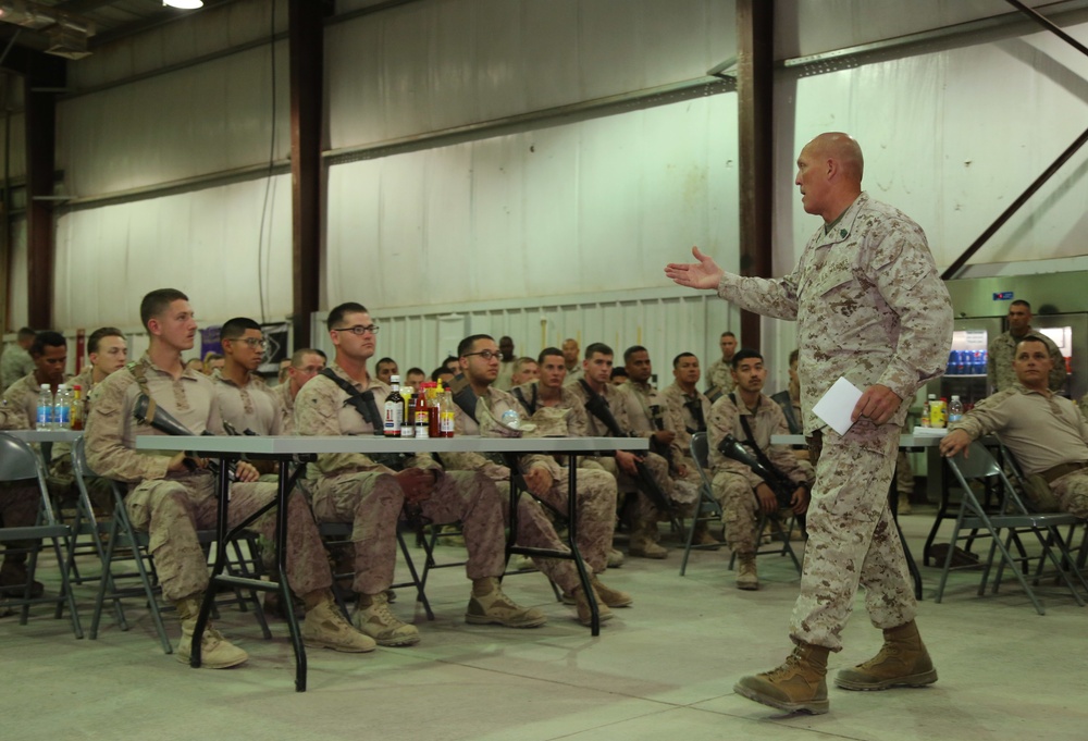 MARCENT Command staff visits Marines