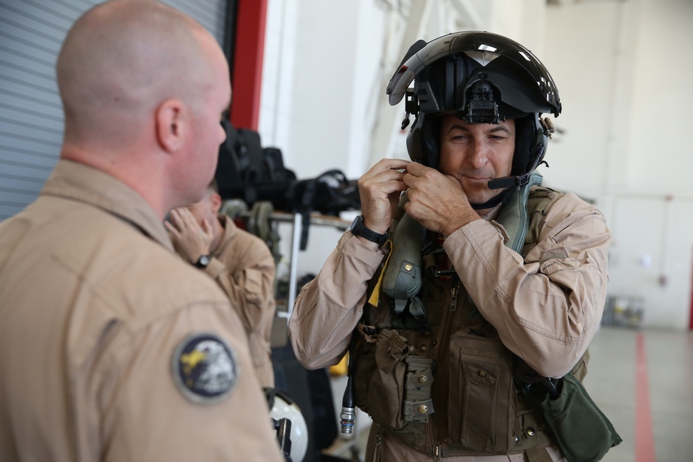 Division Commander flies in new Viper-Cobra attack helicopter