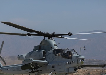Division Commander flies in new Viper-Cobra attack helicopter