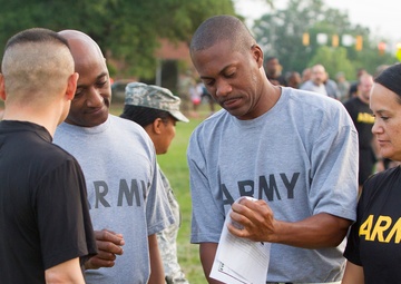 USARC Staff participates in Urban Orienteering