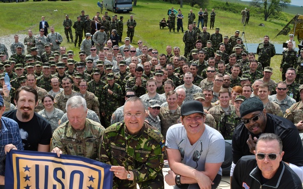USO Visits Alabama Army National Guard at Cincu, Romania during Operation Resolute Castle