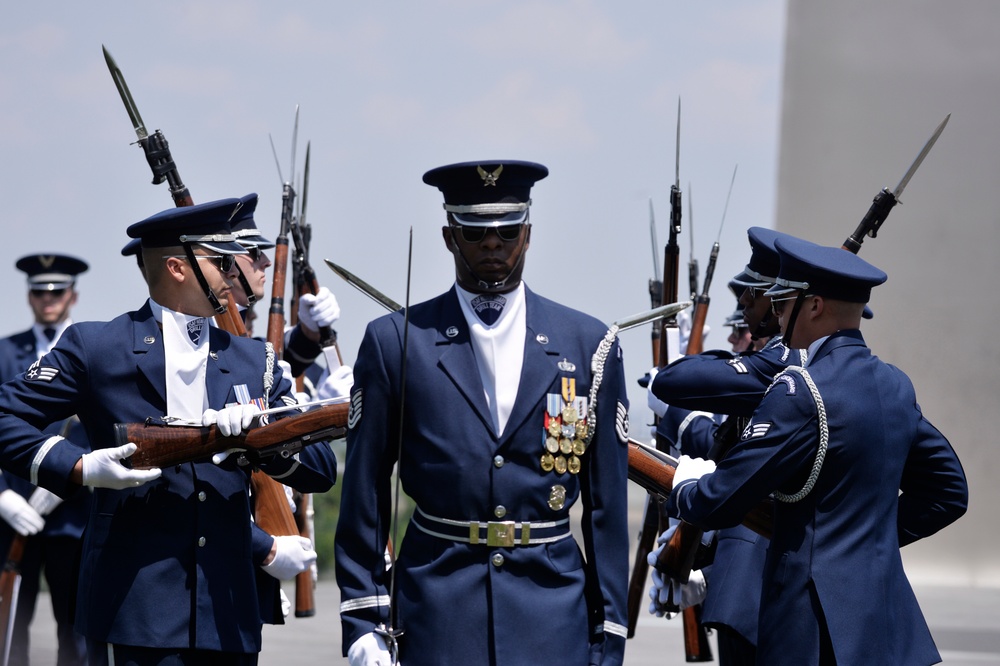 USAF Honor Guard Performs at Air Force Memorial