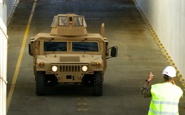 Marines move equipment to participate in Exercise Saber Strike 16
