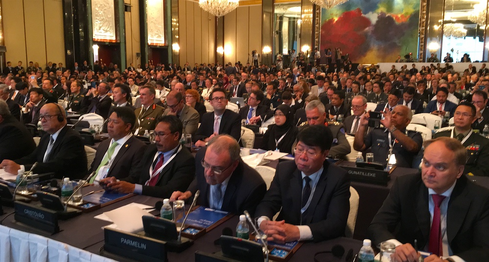 Hundreds of military and civic leaders come to Shangdi-La Hotel