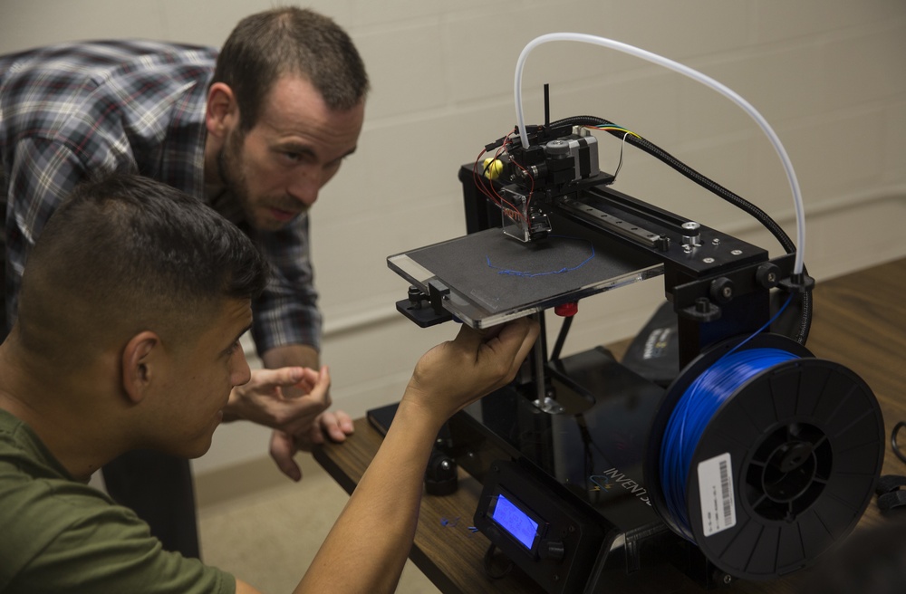 Printing out the future: Marines learn the benefits of 3D printing