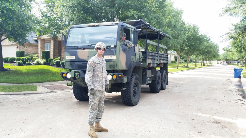 Texas National Guardsmen Support Flood Response