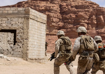 Marines, Jordanians conclude Eager Lion 16 with final exercise