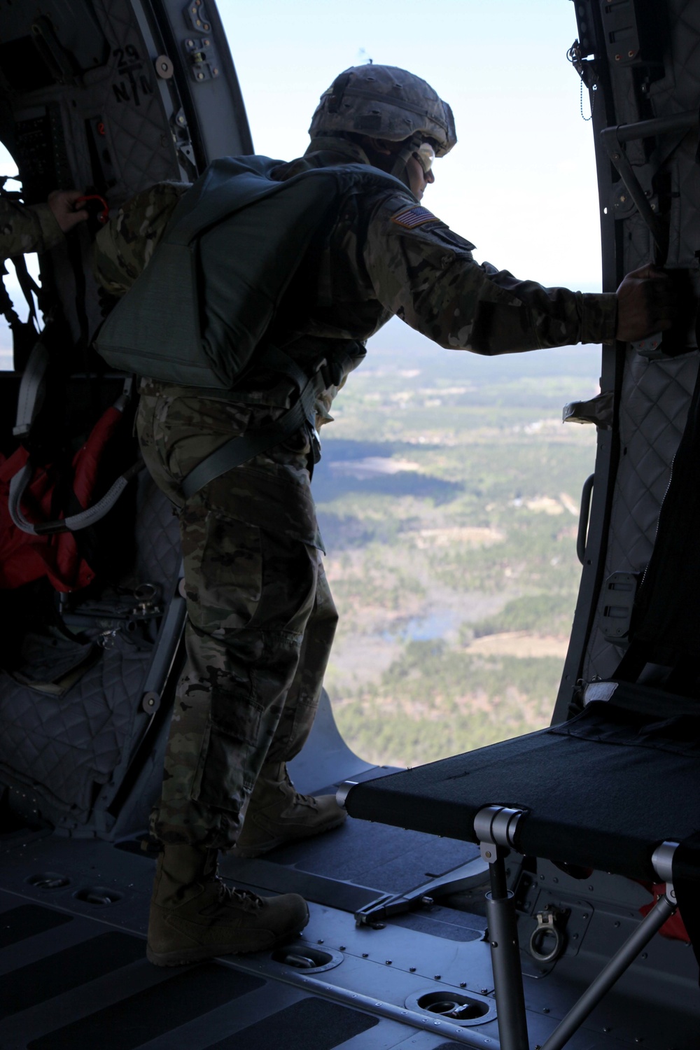 Paratrooper overcomes personal challenges, becomes 4th Military Information Support Group Jumpmaster of the Year