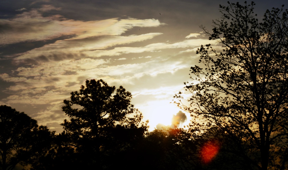 The sun rises at Wateree