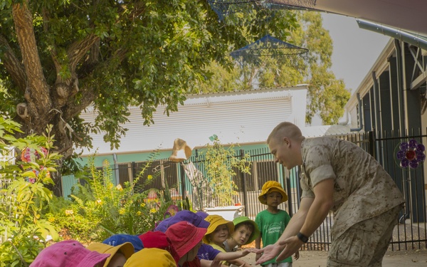 Marines volunteer at primary school