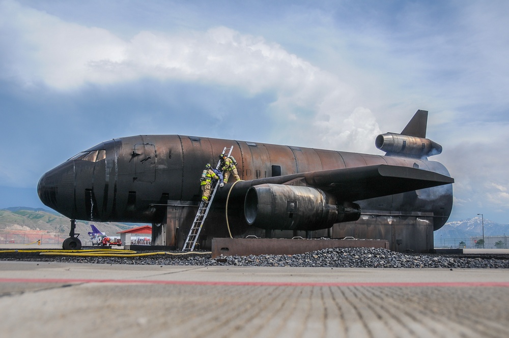 Utah Firefighters train on a state-of-the-art aircraft fire simulator