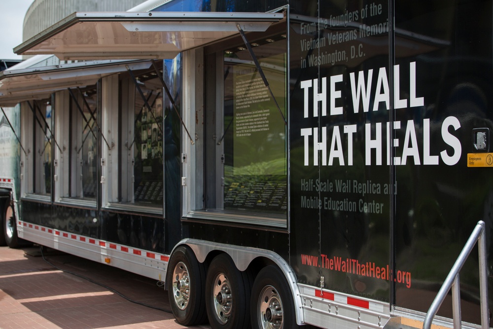 Vietnam Wall Comes to Virginia Beach
