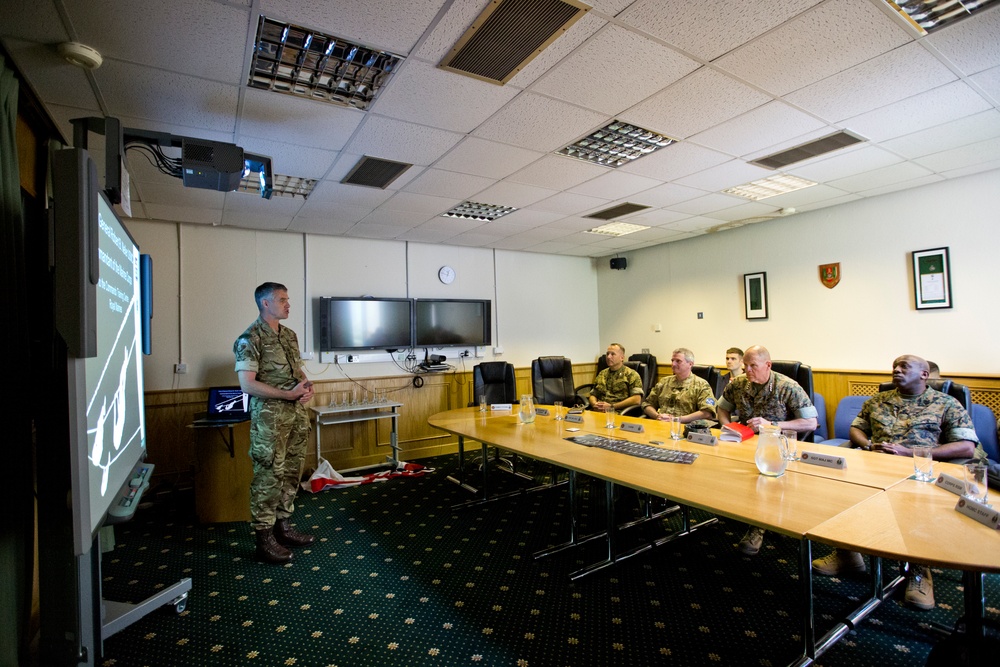 CMC Visits the Commando Training Center Royal Marines