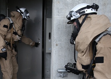 Exercise Habu Sentinel 16 tests Marines’ CBRN response capabilities