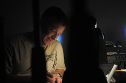 Windows in a windowless room [Image 4 of 5]