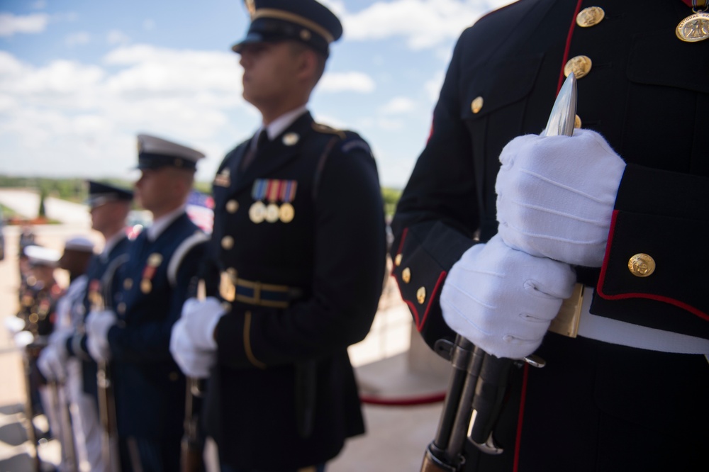 SD and DSD meet with Swedish MoD