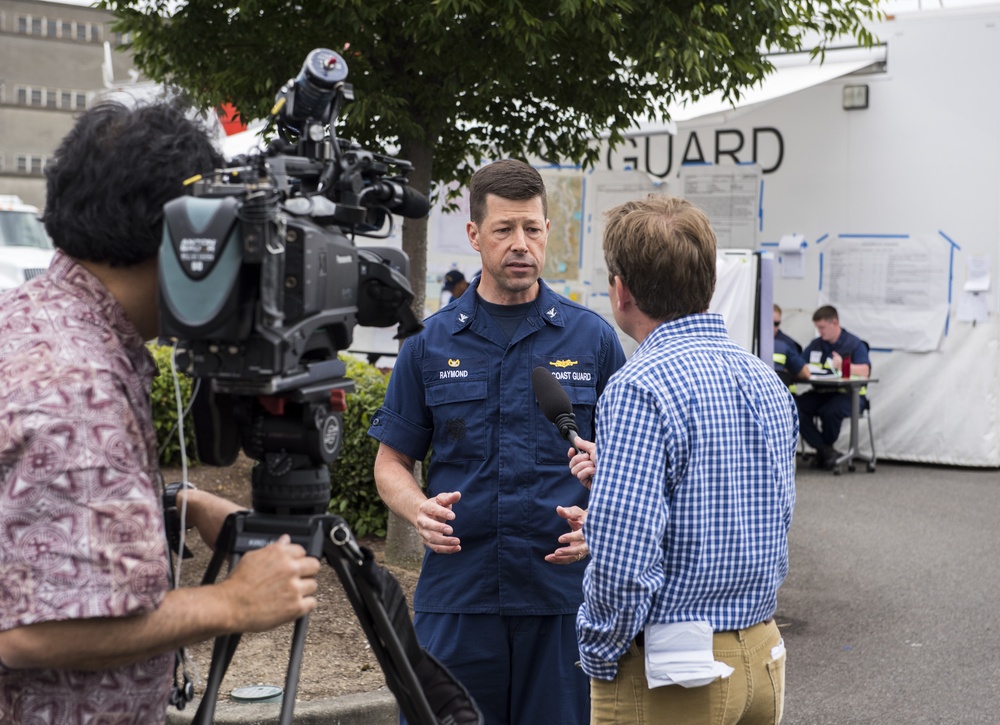Coast Guard hosts media during Cascadia Rising exercise in Seattle