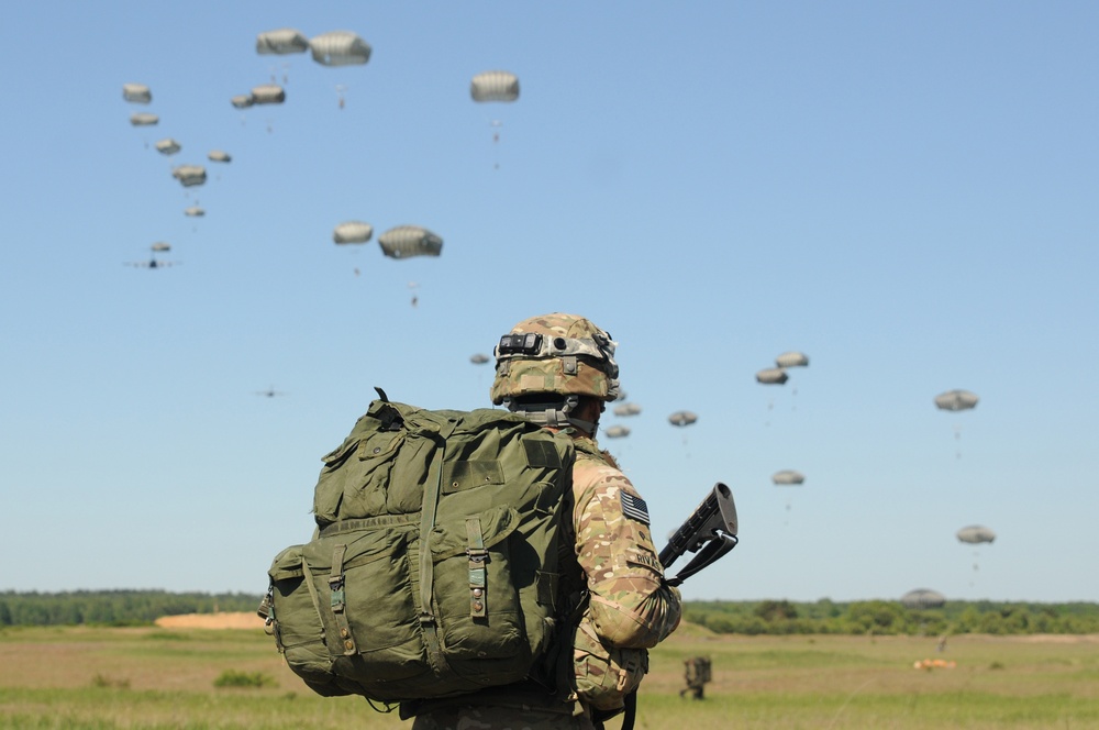 Exercise Anakonda 2016 - Torun Air Drop