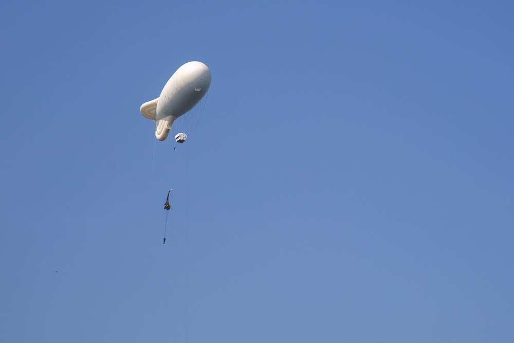 DVIDS Images U.S. Army paratroopers jump from a balloon in Belgium