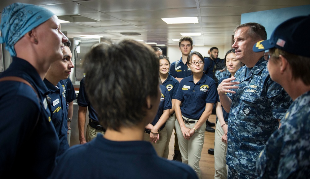 USNS Mercy (T-AH 19)