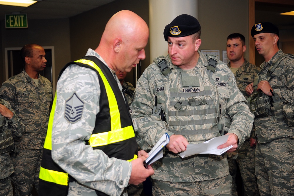 194th Security Forces Squadron trains for simulated jail failure