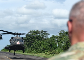 Generals Klemmer and Wong visit Task Force Red Wolf members