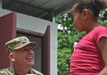 Generals Klemmer and Wong visit Task Force Red Wolf members